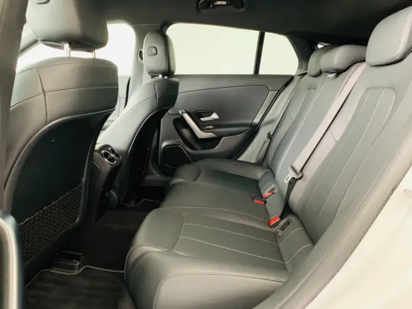 Mercedes-Benz CLA 180 d Progressive 35