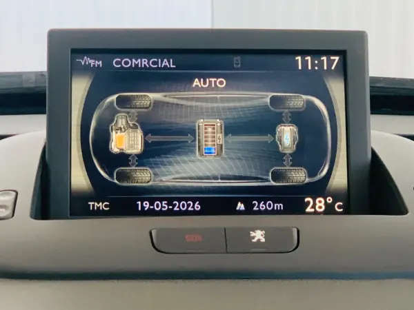 Peugeot 3008 2.0 HDi Allure J18 CVA6 20