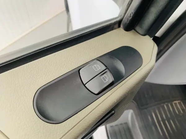 Mercedes-Benz Vito 109 CDI 17