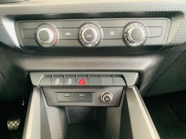 Audi A1 Sportback 25 TFSI Advanced 29