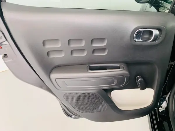 Citroën C3 1.2 PureTech Shine 25