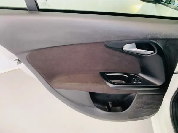 Fiat Tipo Station Wagon 1.3 M-Jet Lounge J17 27