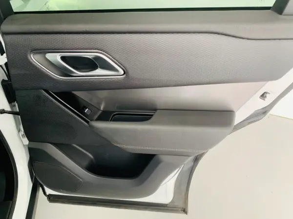 Land Rover Range Rover Velar 2.0 P400e AWD S 41