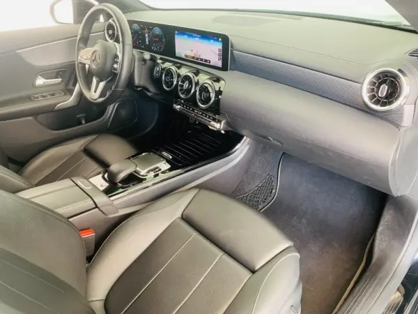 Mercedes-Benz CLA 180 d 7G-DCT Edition 1 43