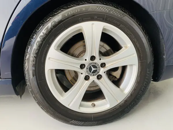 Mercedes-Benz E 220 d Avantgarde 5