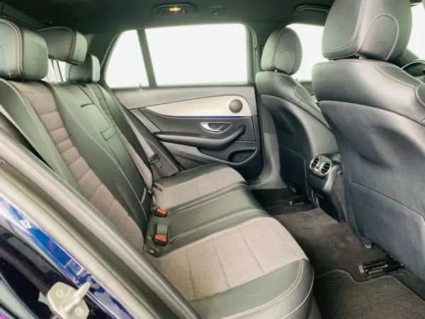 Mercedes-Benz E 220 d Avantgarde 34