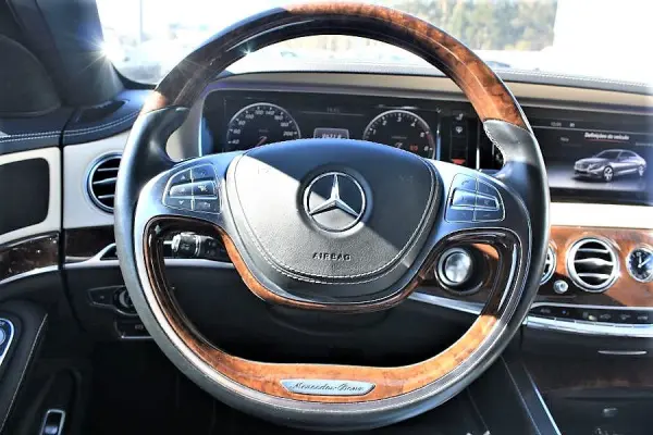 Mercedes-Benz S 300 BlueTEC Hybrid Longo 8