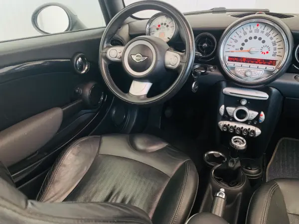 MINI Clubman Cooper D 12