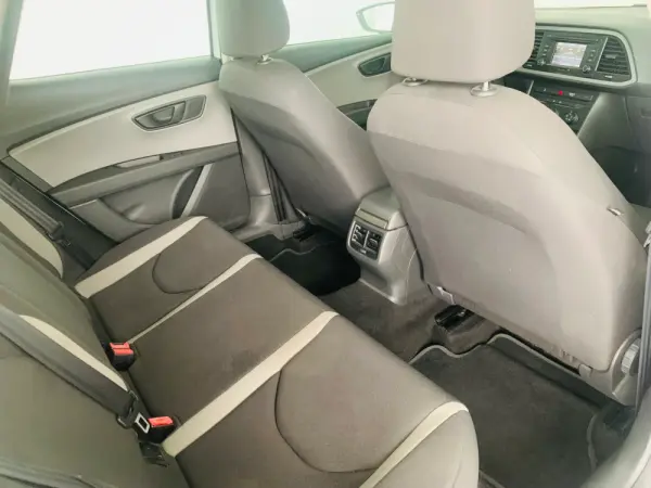 SEAT Leon 1.6 TDI Style Ecomotive 27