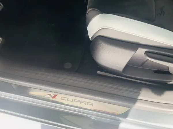 SEAT Leon ST Outro 9