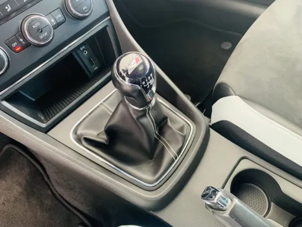 SEAT Leon ST Outro 26