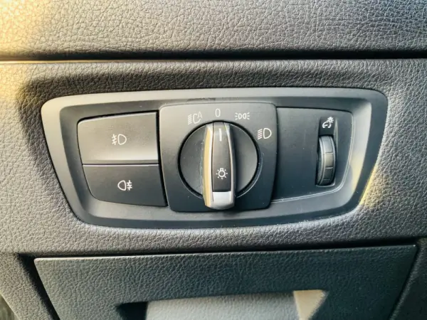 BMW 116 d Pack M Auto 9