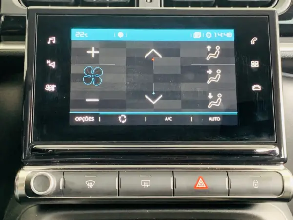 Citroën C3 1.2 PureTech Shine 19