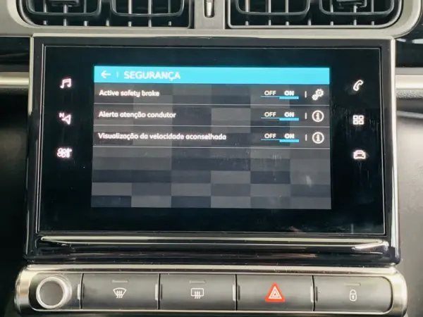 Citroën C3 1.2 PureTech Shine 22