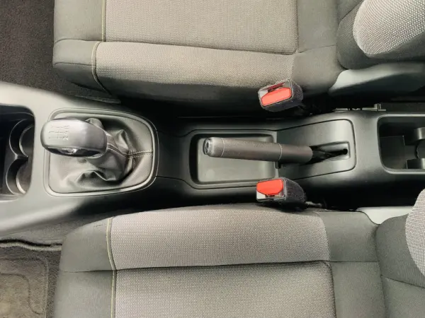 Citroën C3 1.2 PureTech Shine 24