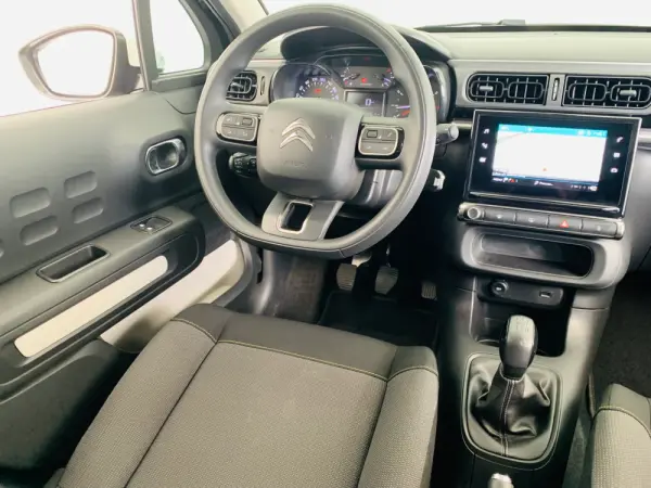 Citroën C3 1.2 PureTech Shine 28