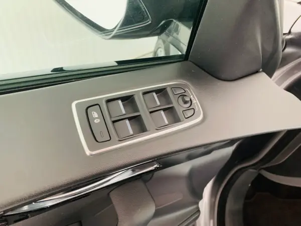 Jaguar F-Pace 2.0 i4D R-Sport AWD 8