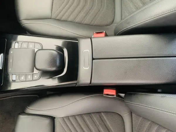 Mercedes-Benz A 250 e Progressive 29