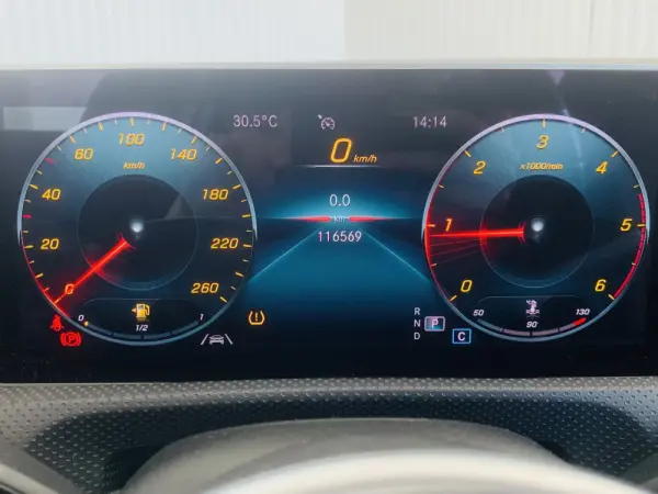 Mercedes-Benz CLA 180 d 7G-DCT Edition 1 11