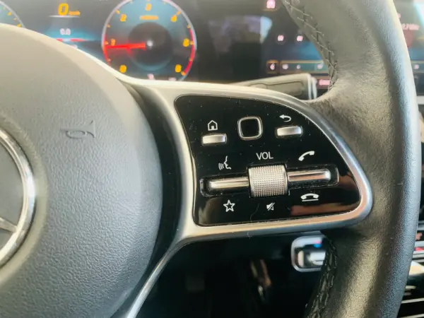 Mercedes-Benz CLA 180 d 7G-DCT Edition 1 13