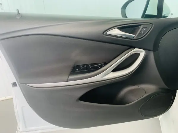 Opel Astra Sports Tourer 1.5 D GS Line S/S 7