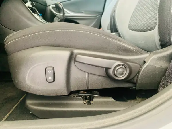 Opel Astra Sports Tourer 1.5 D GS Line S/S 10