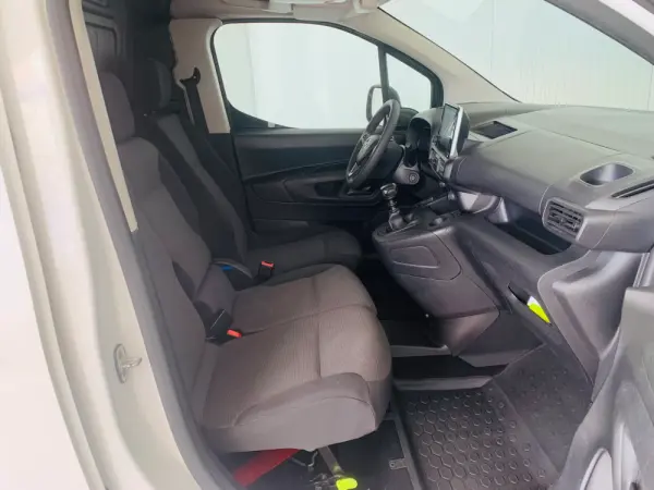 Opel Combo Life 1.5 CDTi L1H1 Enjoy 26