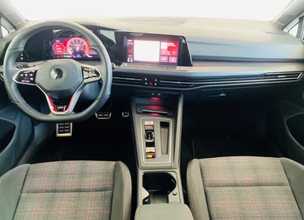 Volkswagen Golf 2.0 TSI GTI DSG 29