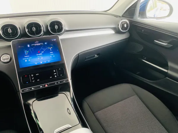 Mercedes-Benz C 200 37