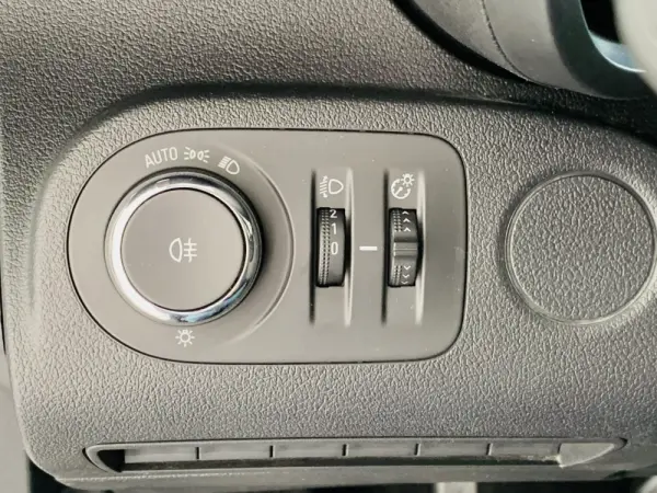 Opel Combo 1.5 CDTi Edition 11