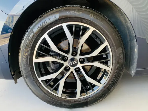 Audi A1 Sportback 25 TFSI Advanced 5