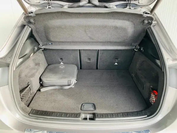 Mercedes-Benz EQA 250 Progressive 40