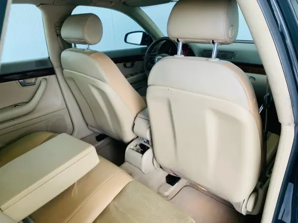 Audi A4 Avant 2.0 TDi Exclusive Multitronic 23