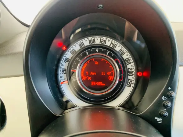 Fiat 500 1.0 Hybrid Dolcevita 15