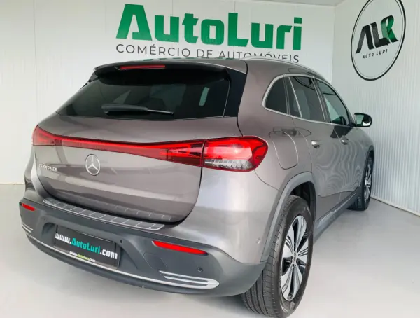 Mercedes-Benz EQA 250 Progressive 4