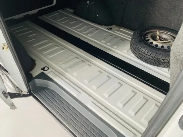 Mercedes-Benz Vito 109 CDI 9