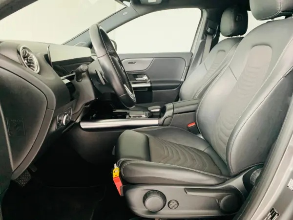 Mercedes-Benz EQA 250 Progressive 10