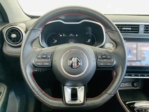 MG ZS 10