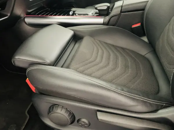 Mercedes-Benz EQA 250 Progressive 11