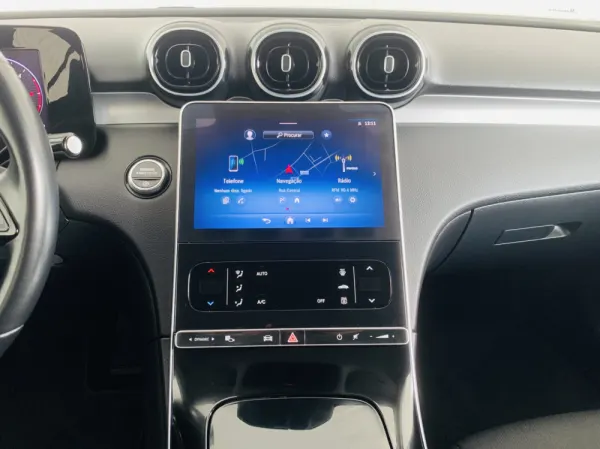 Mercedes-Benz C 200 21