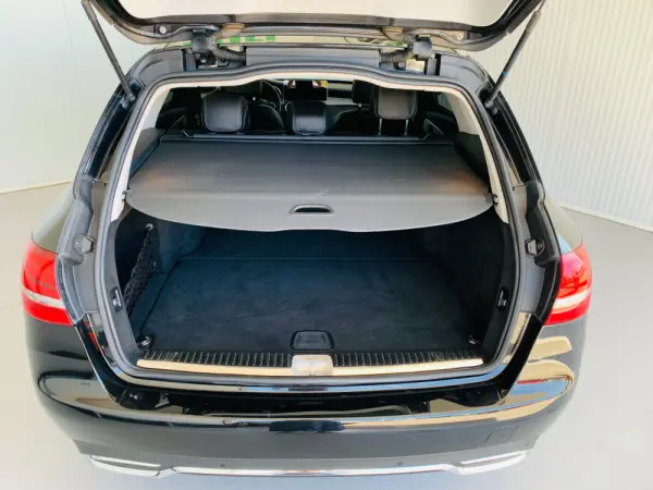 Mercedes-Benz C 200 d Station 7G-TRONIC 38