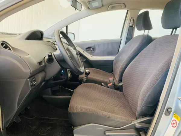 Toyota Yaris 1.4 D-4D 8