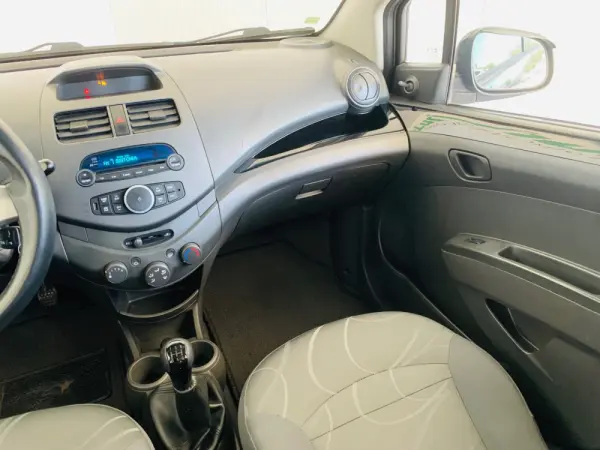 Chevrolet Spark 1.0 LS Bi-Fuel 21