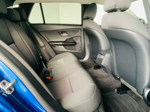 Mercedes-Benz C 200 42