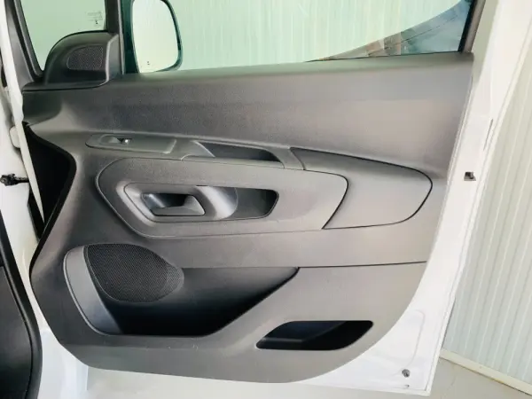 Opel Combo 1.5 CDTi Edition 31