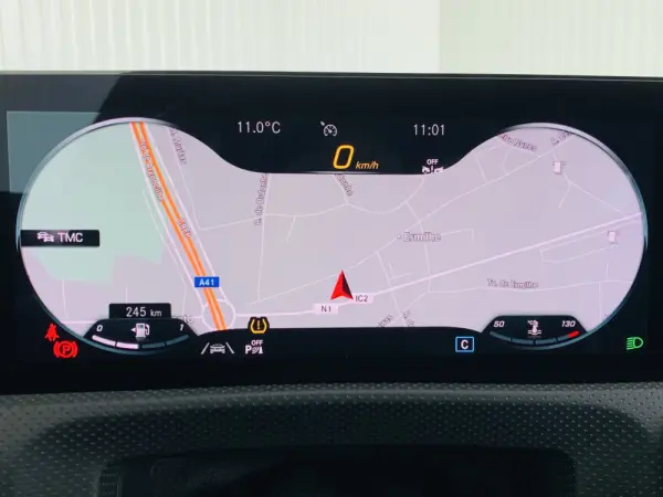 Mercedes-Benz CLA 180 d Progressive 16