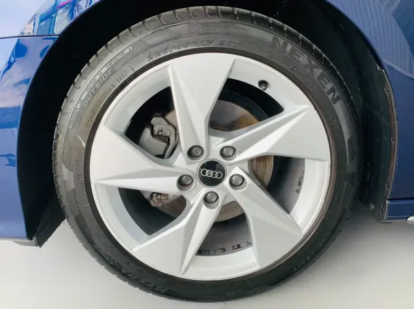 Audi A3 Sportback 30 TFSI S line 5