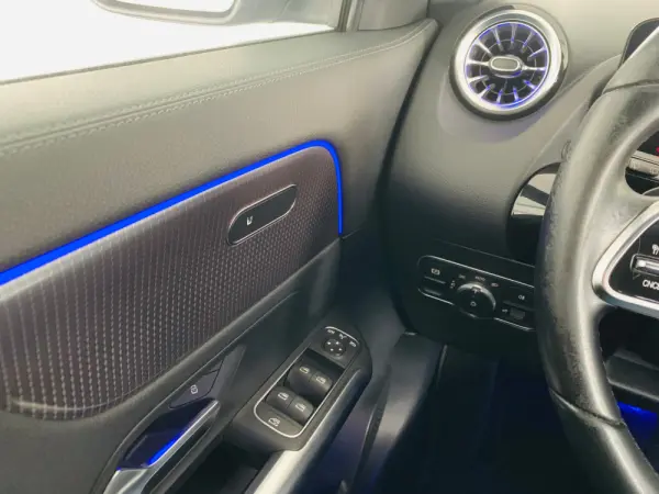 Mercedes-Benz EQA 250 Progressive 9