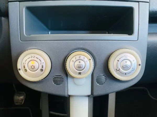 Mitsubishi Colt 1.5 DI-D Inform RCD/AC 15