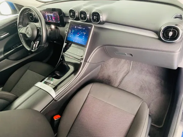 Mercedes-Benz C 200 46